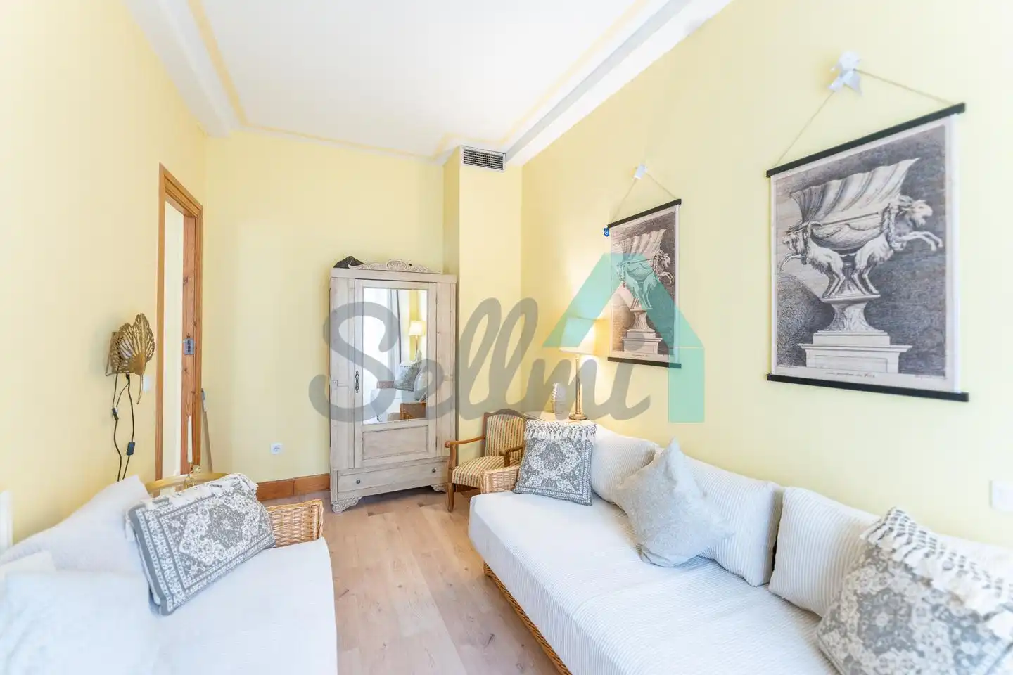 Sala de estar de Piso en venta en Muros de Nalón con Calefacción y Parquet