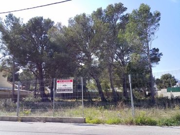 Residential land for sale in Carrer del Déu Osiris