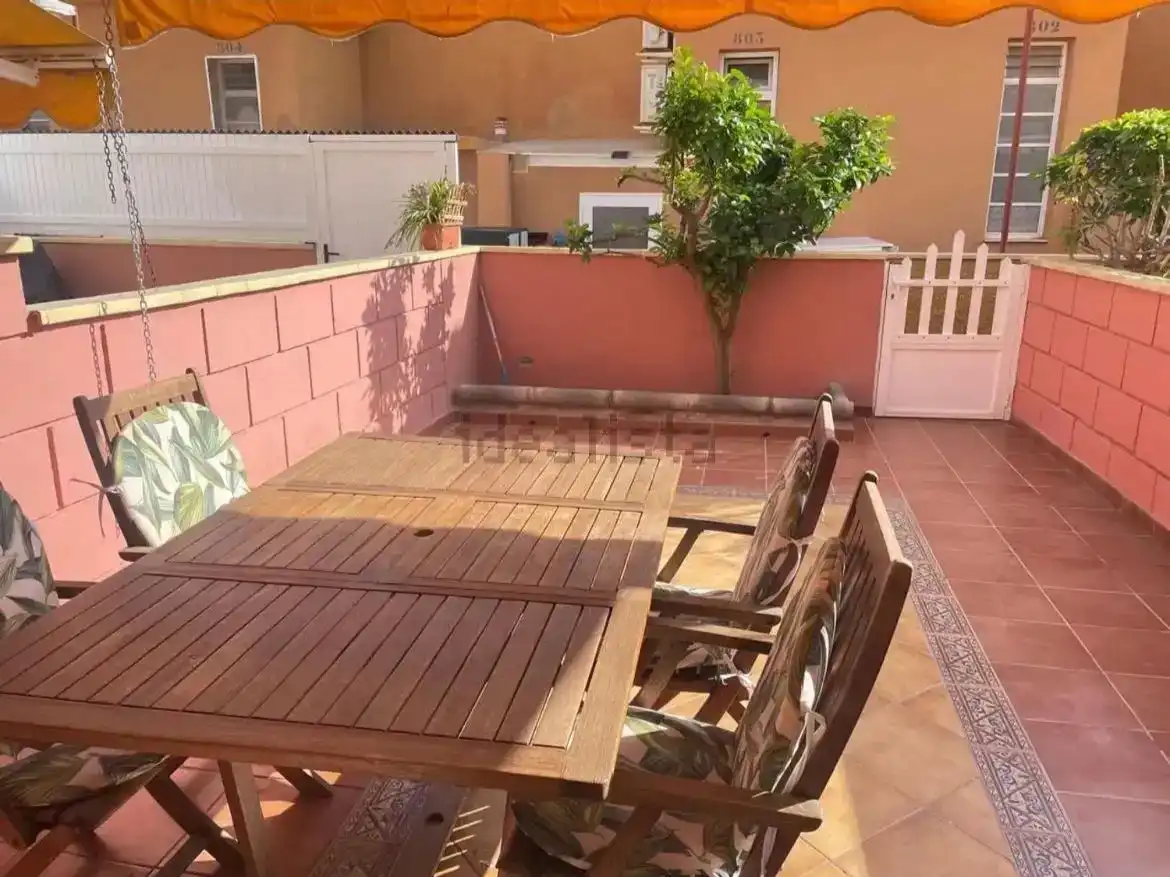 Terrasse von Maisonette zur Miete in San Bartolomé de Tirajana mit Klimaanlage, Schwimmbad und Möbliert