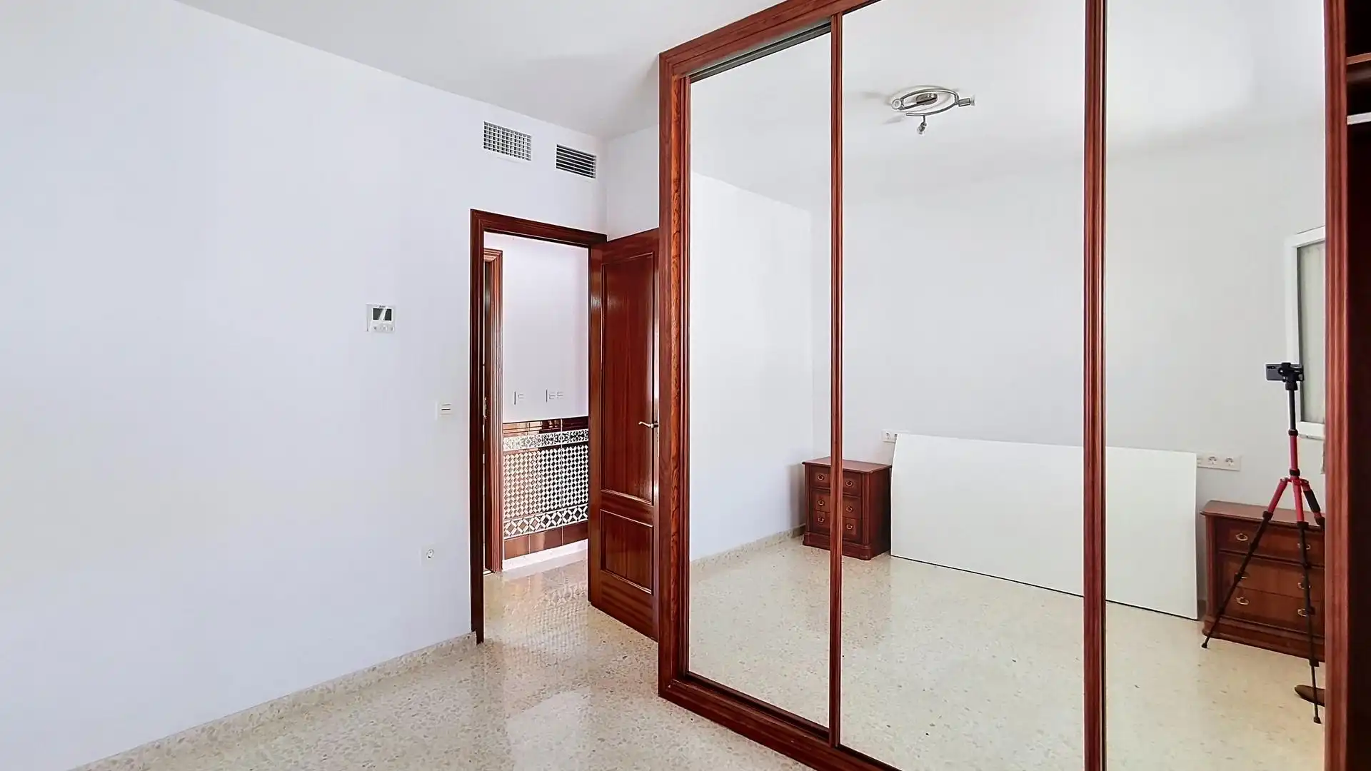 Habitación de Casa adosada de alquiler en Armilla con Aire acondicionado, Terraza y Amueblado