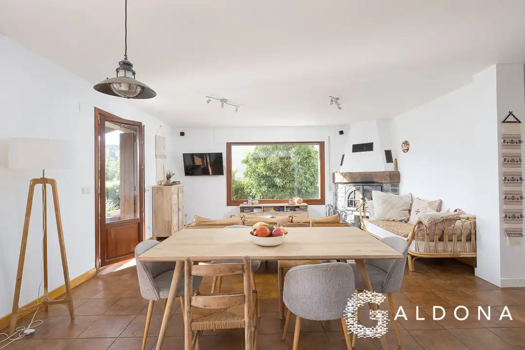 Dining room of Houses for sale in Baliarrain, Gipuzkoa