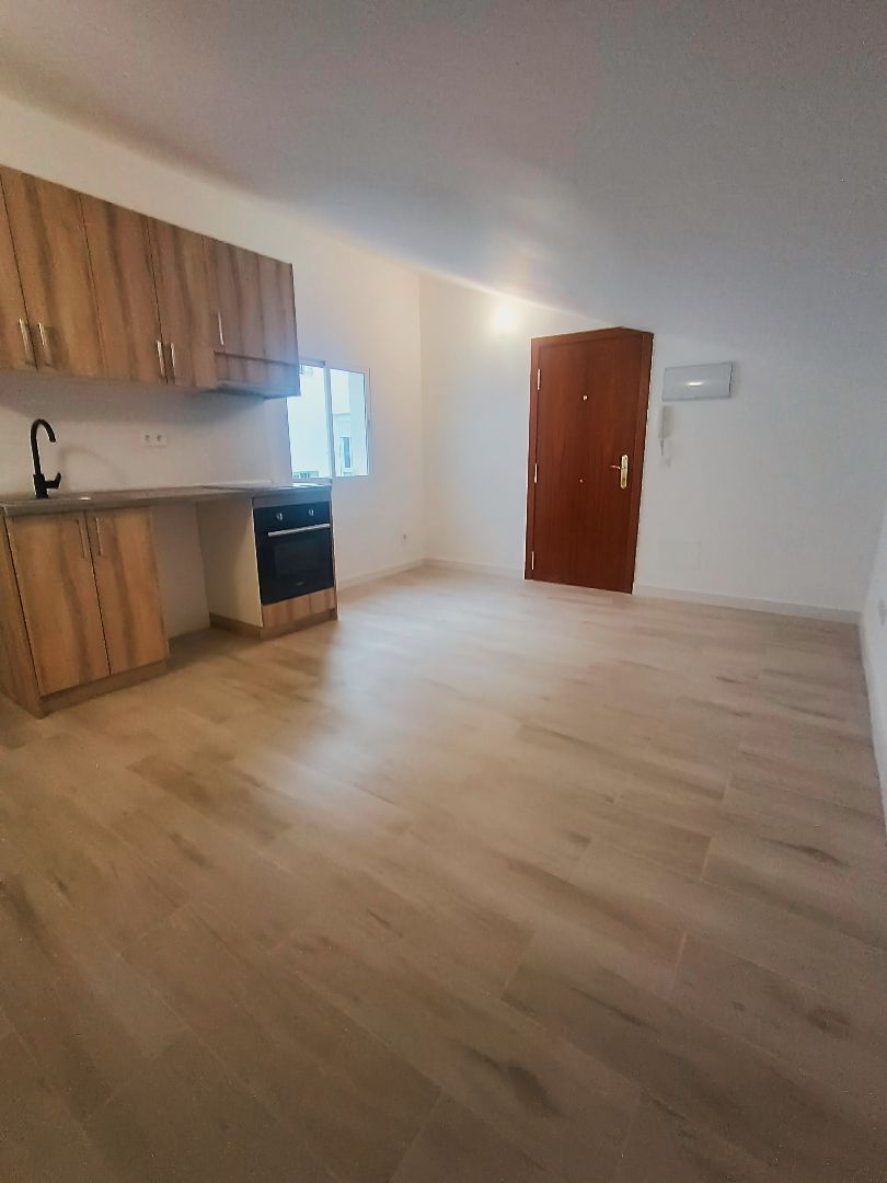 Cocina de Apartamento en venta en  Madrid Capital con Calefacción