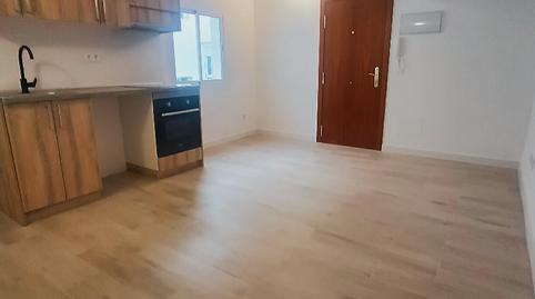 Foto 2 de Apartamento en venta en Aluche, Madrid