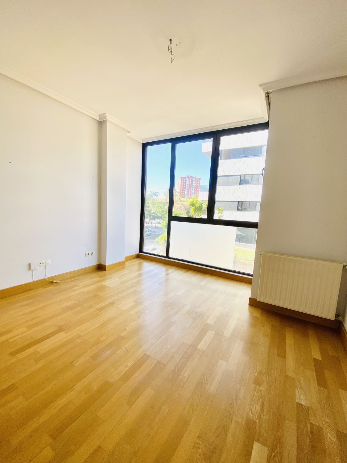 Bedroom of Flat to rent in  Madrid Capital  with Air Conditioner, Heating and Parquet flooring
