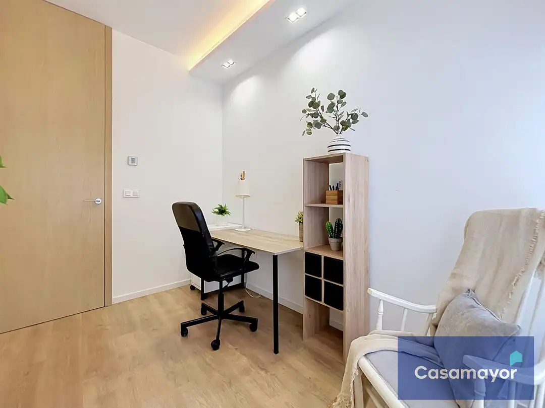 Habitación de Piso en venta en Alicante / Alacant con Aire acondicionado, Calefacción y Terraza