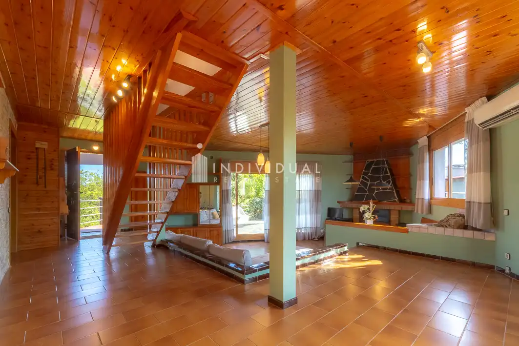 Sala d'estar de Casa o xalet en venda en Sentmenat amb Aire condicionat, Calefacció i Jardí privat