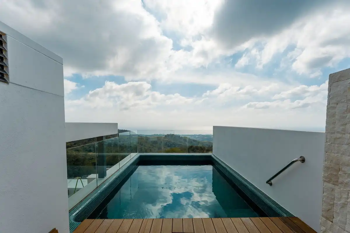 Piscina de Dúplex en venta en Ojén con Terraza, Trastero y Piscina