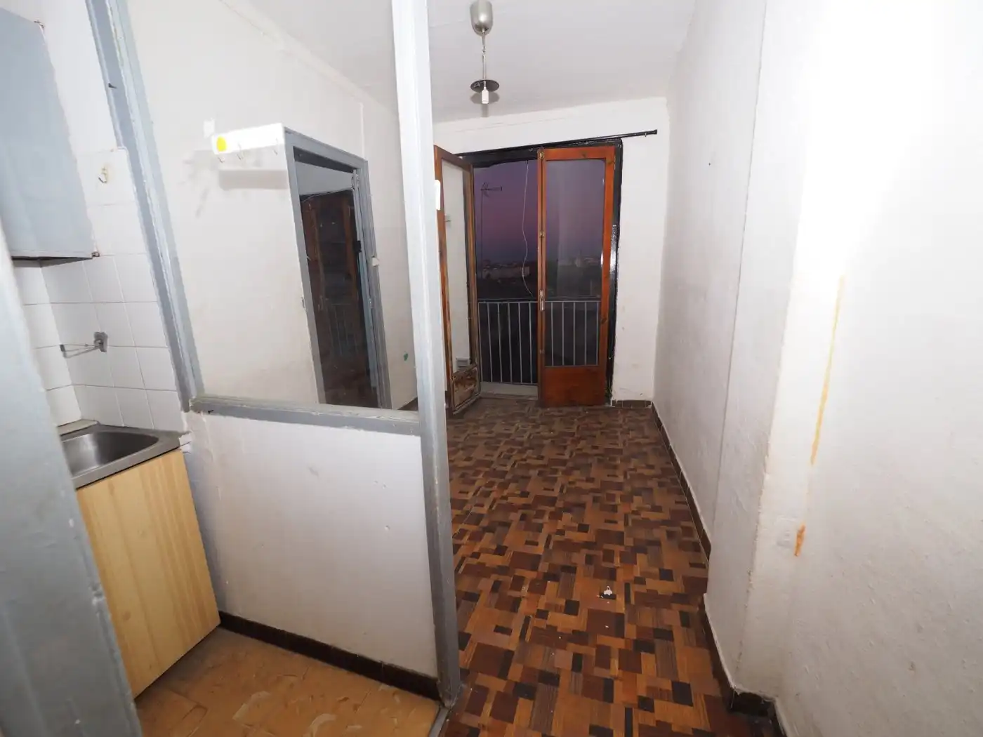 Flat for sale in Manresa  with Balcony