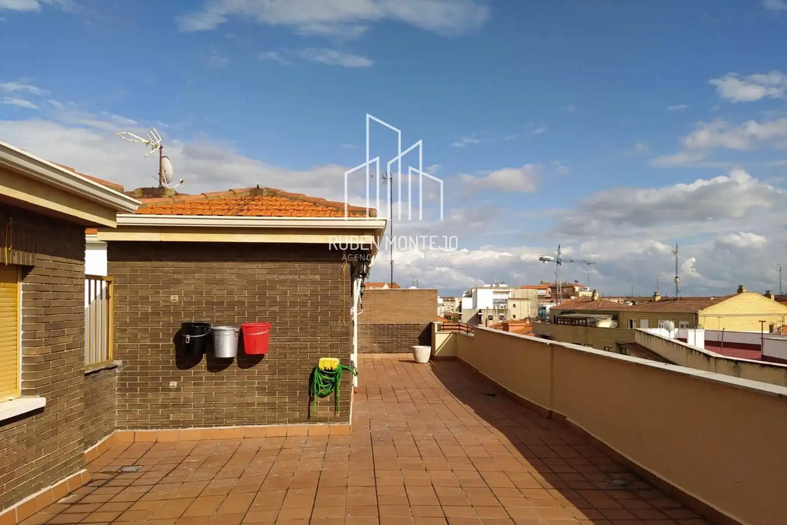 Terrassa de Àtic de lloguer en Salamanca amb Calefacció, Parquet i Terrassa