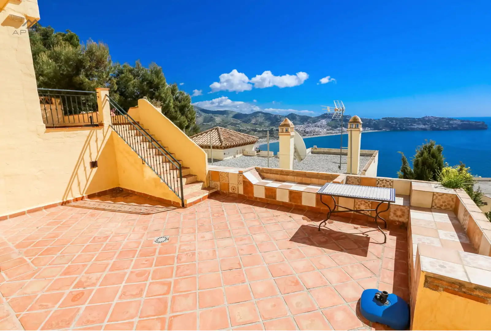Villa mit Terrasse zur Miete in Diseminado Cerro Gordo Polígono 37 7, imagen 4