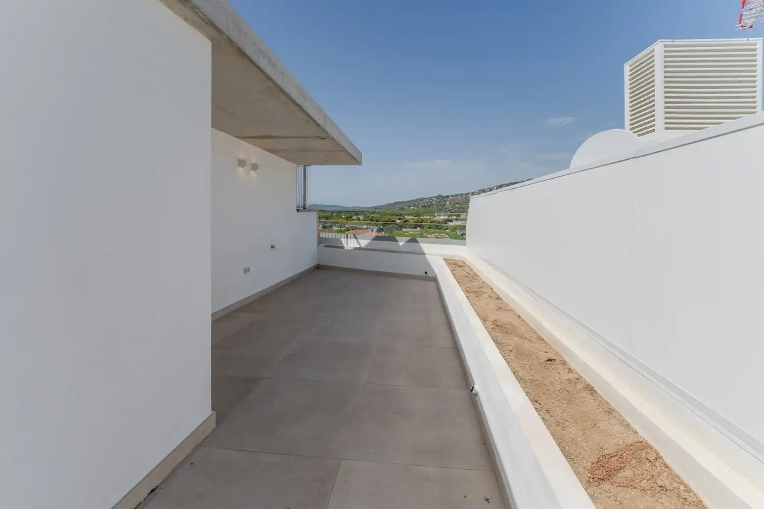 Neubau-Penthouse mit Pool zum Verkauf in Passeig Marítim 100, imagen 27