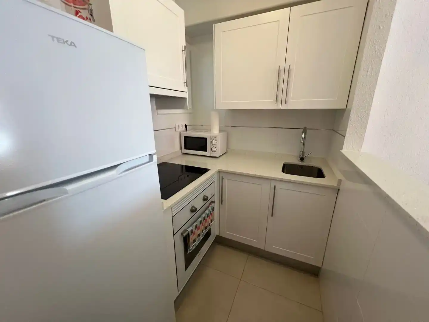 Küche von Wohnung zur Miete in Benidorm mit Klimaanlage, Schwimmbad und Balkon