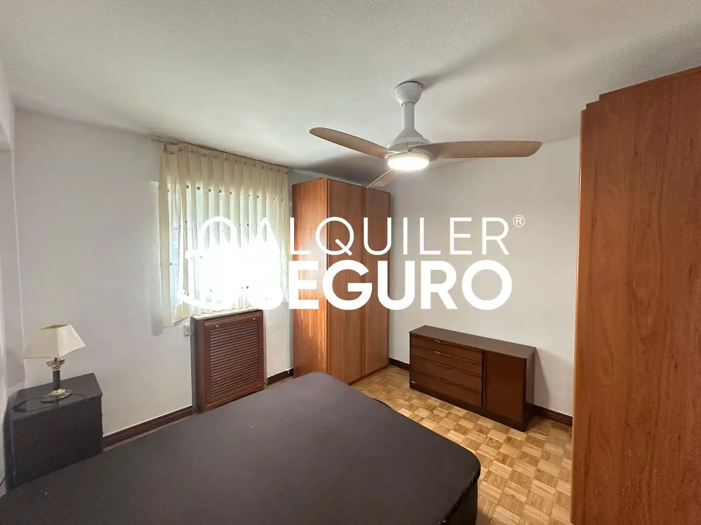 Habitación de Piso de alquiler en Madrid con Aire acondicionado, Calefacción y Amueblado