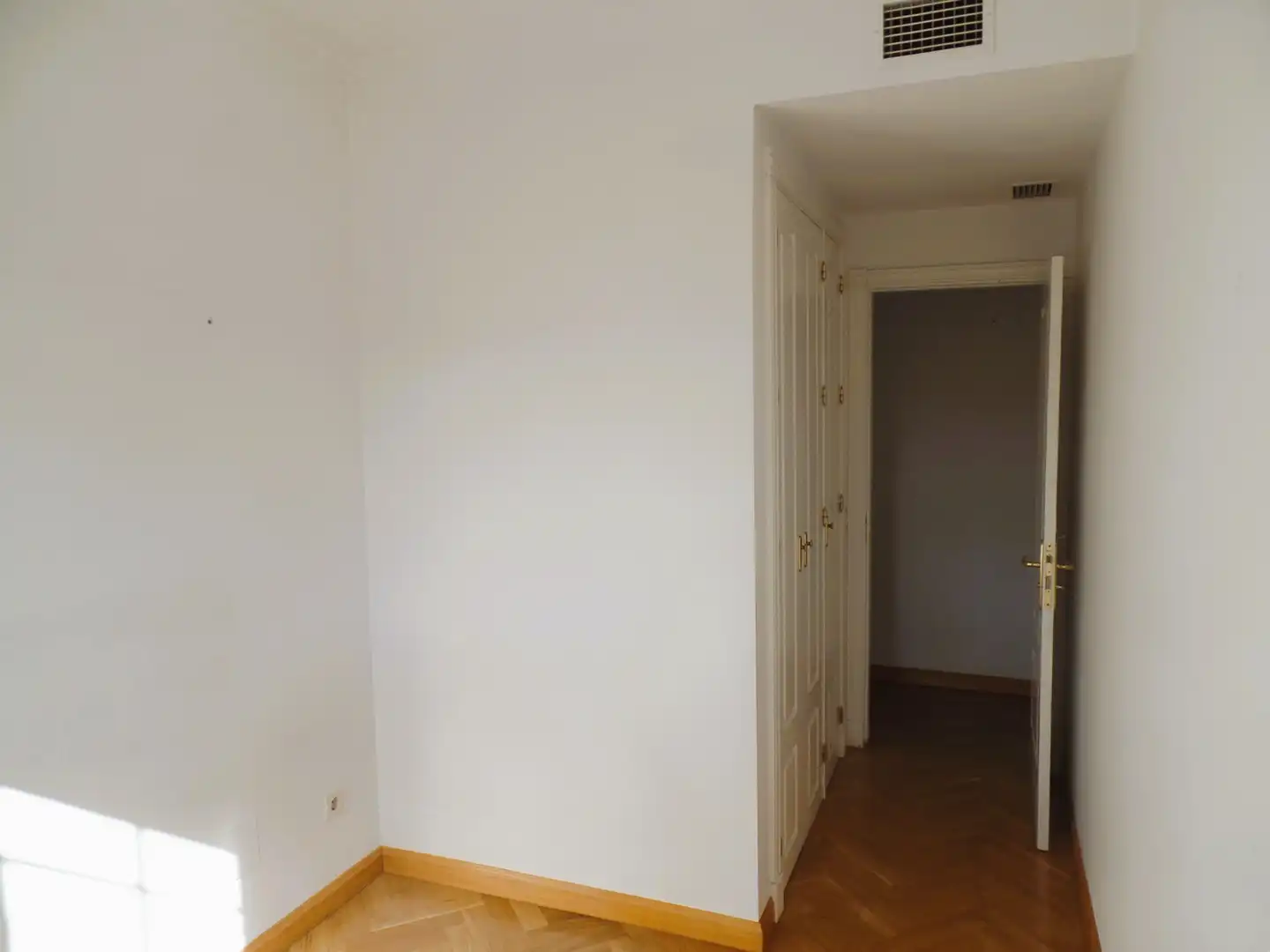 Piso en venta en Madrid con Aire acondicionado, Calefacción y Parquet