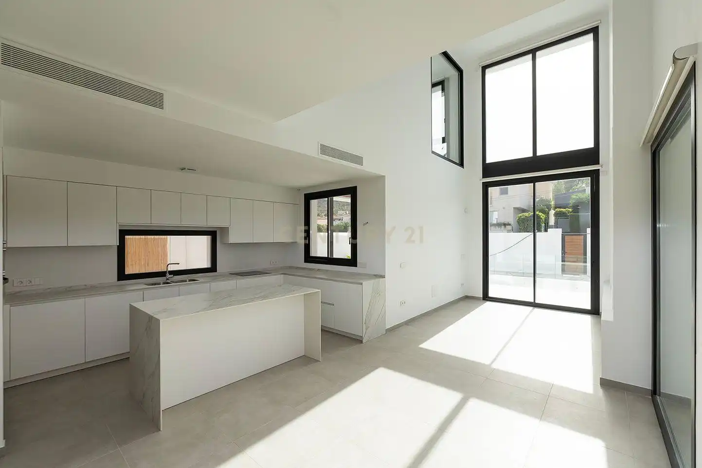 House for sale in Calle Albatros, Calle Morena y Calle Dolfi 2, imagen 13