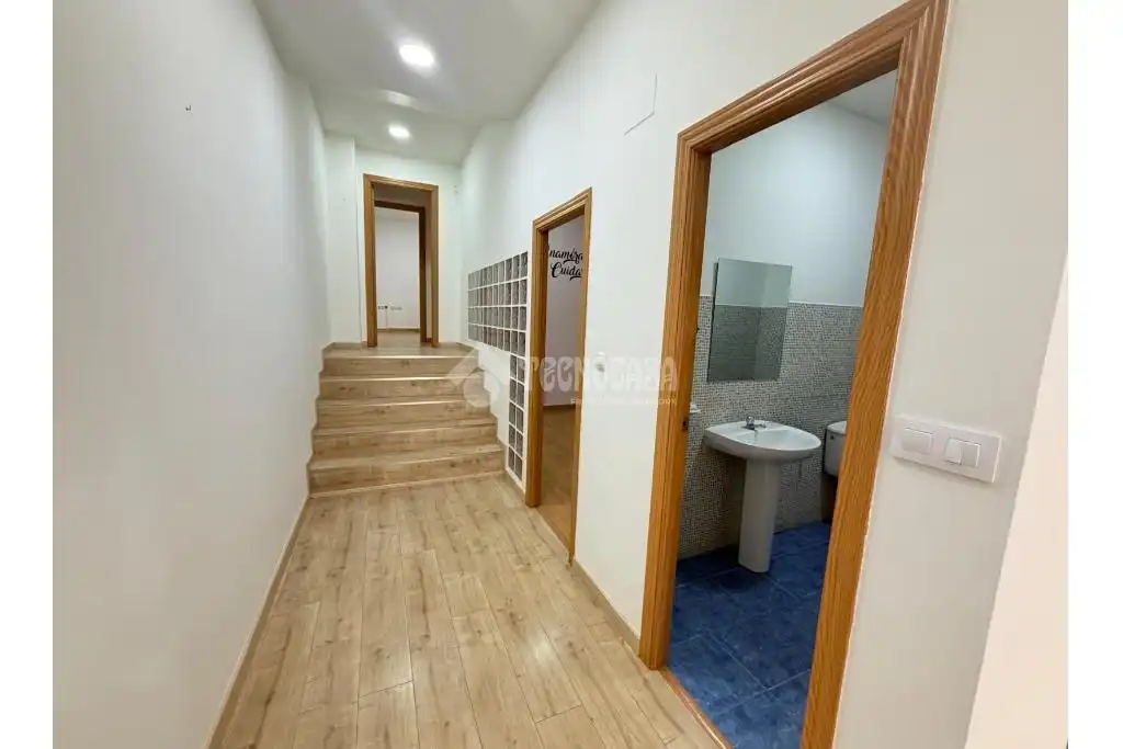 Local de alquiler en Martos con Aire acondicionado