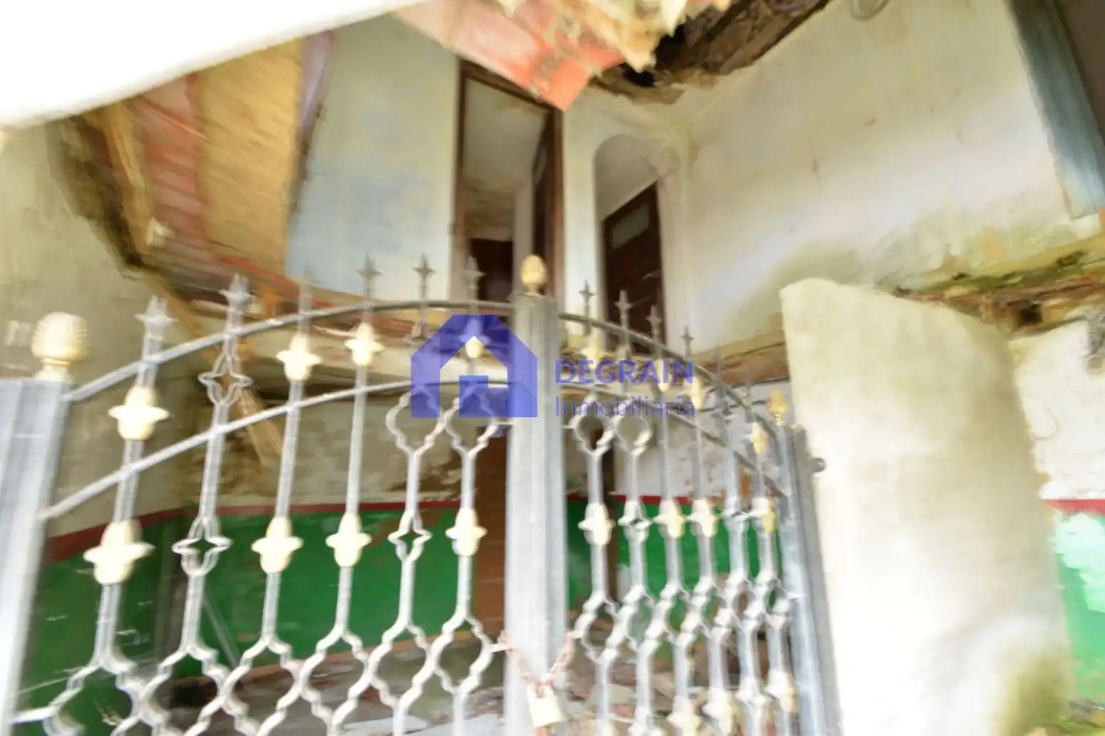 Casa o chalet en venta en Oviedo  con Trastero