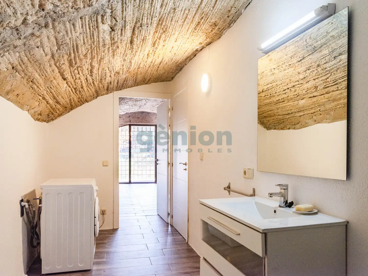 Baño de Finca rústica en venta en Sant Miquel de Fluvià con Aire acondicionado, Calefacción y Jardín privado