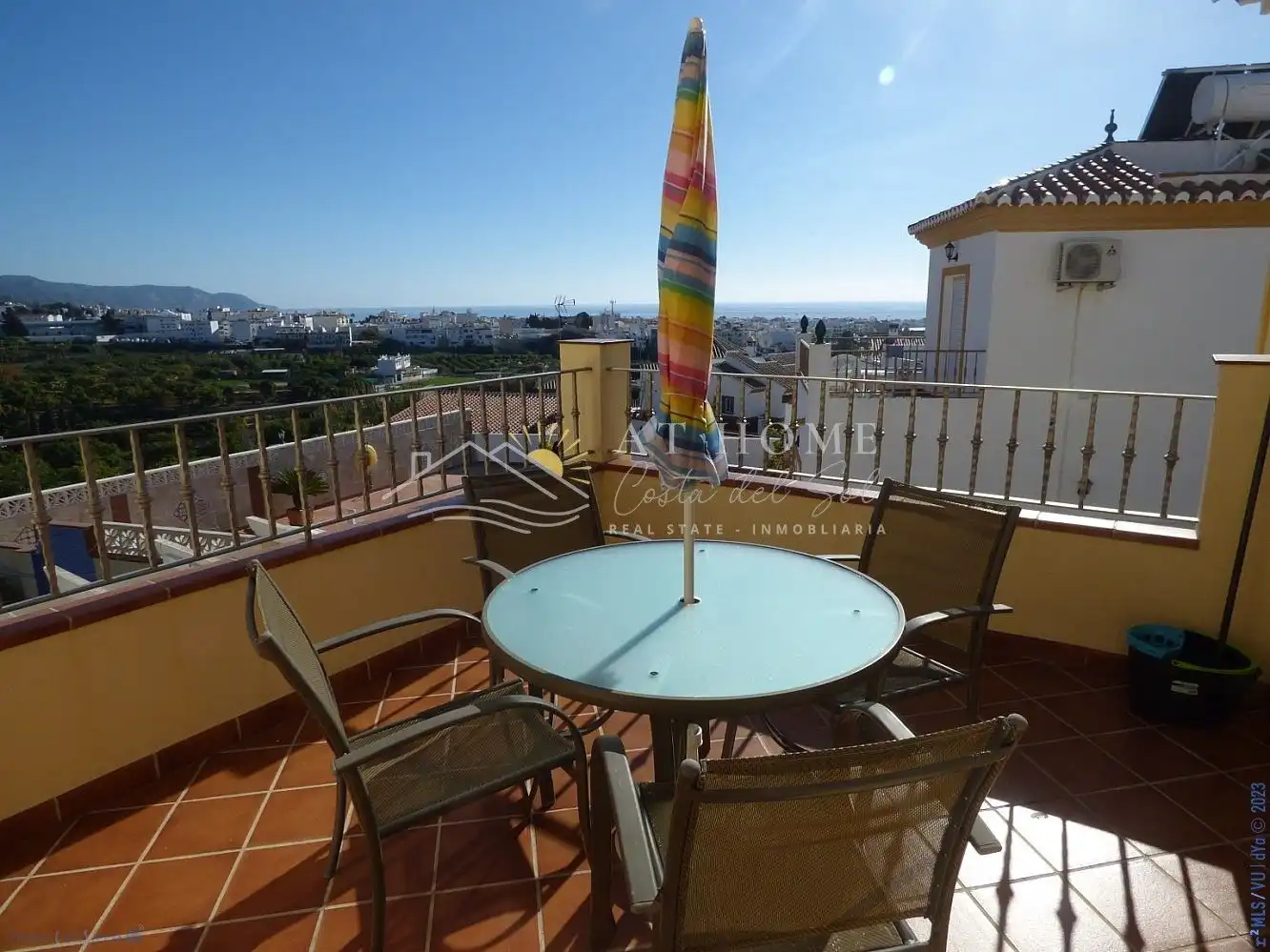 Terraza de Casa o chalet en venta en Nerja con Aire acondicionado, Calefacción y Jardín privado