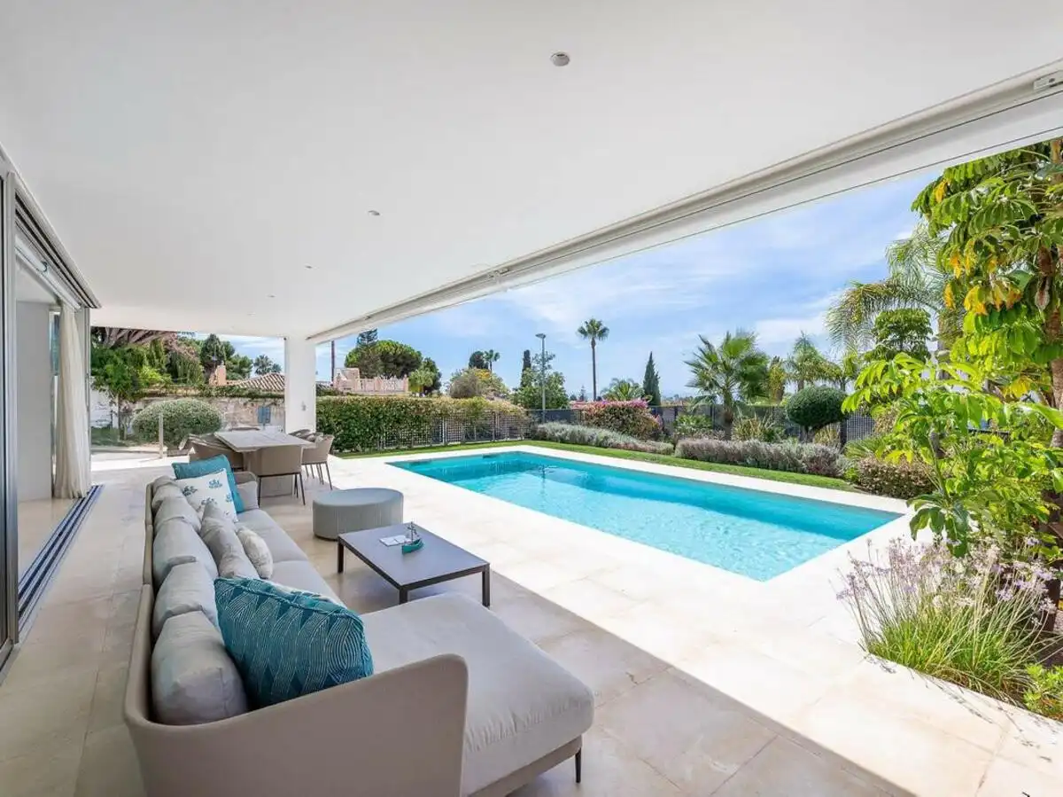 Terrace of Houses for rent in Rïo Real - Los Monteros