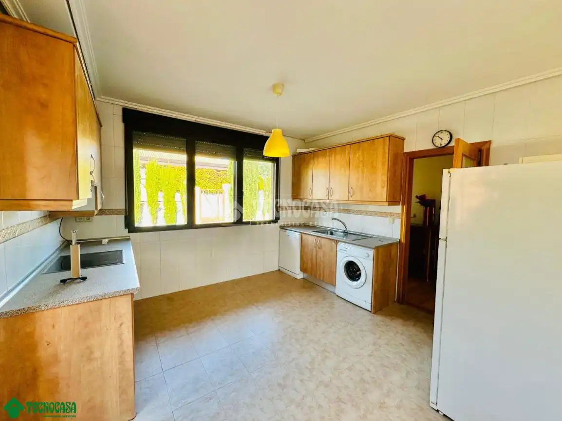 Cocina de Casa o chalet en venta en Layos con Calefacción y Jardín privado