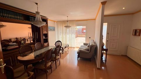 Casa en Tordera con garaje, jardín y terraza