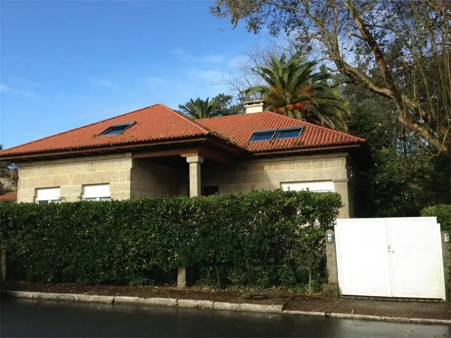 Exterior view of Houses for sale in O Grove  , Pontevedra
