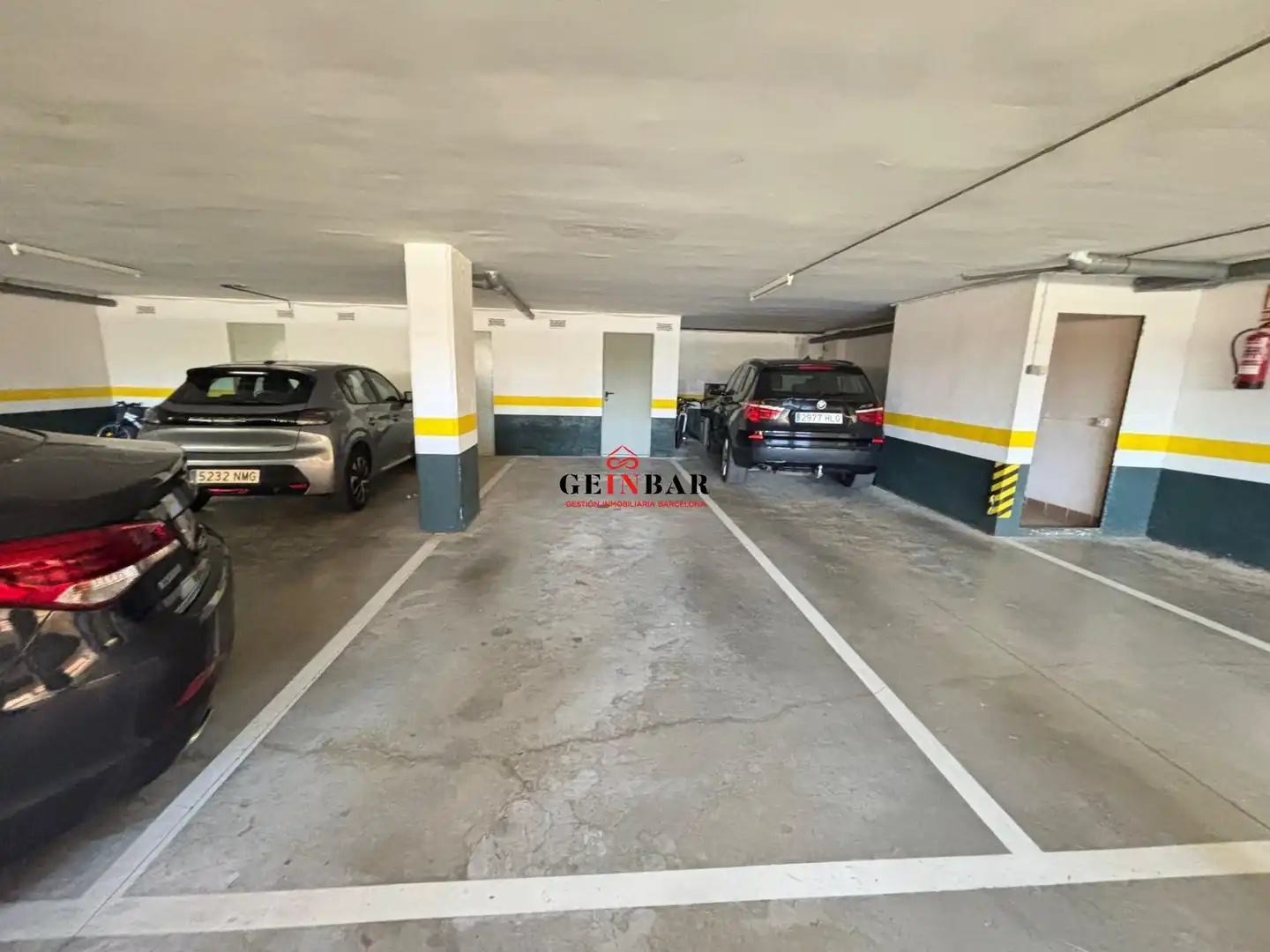 Aparcament de Dúplex en venda en Sant Andreu de Llavaneres amb Calefacció, Jardí privat i Parquet