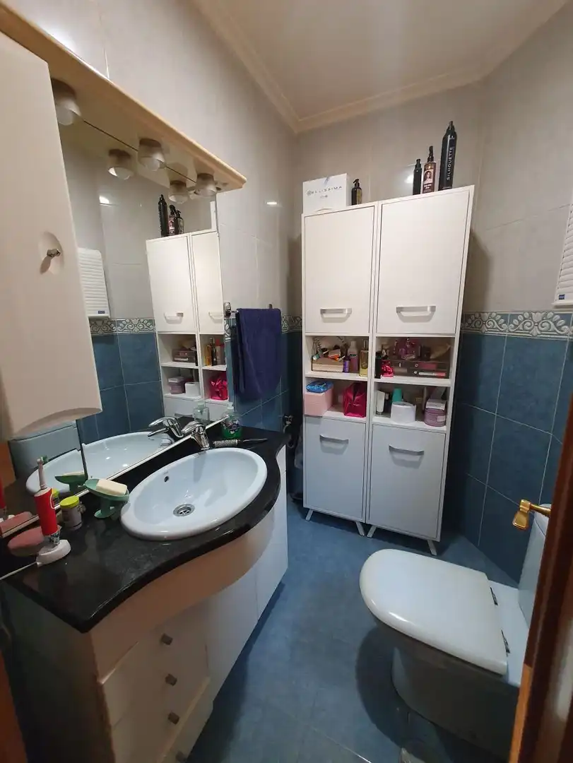 Badezimmer von Haus oder Chalet zum Verkauf in Grado mit Heizung, Privatgarten und Terrasse
