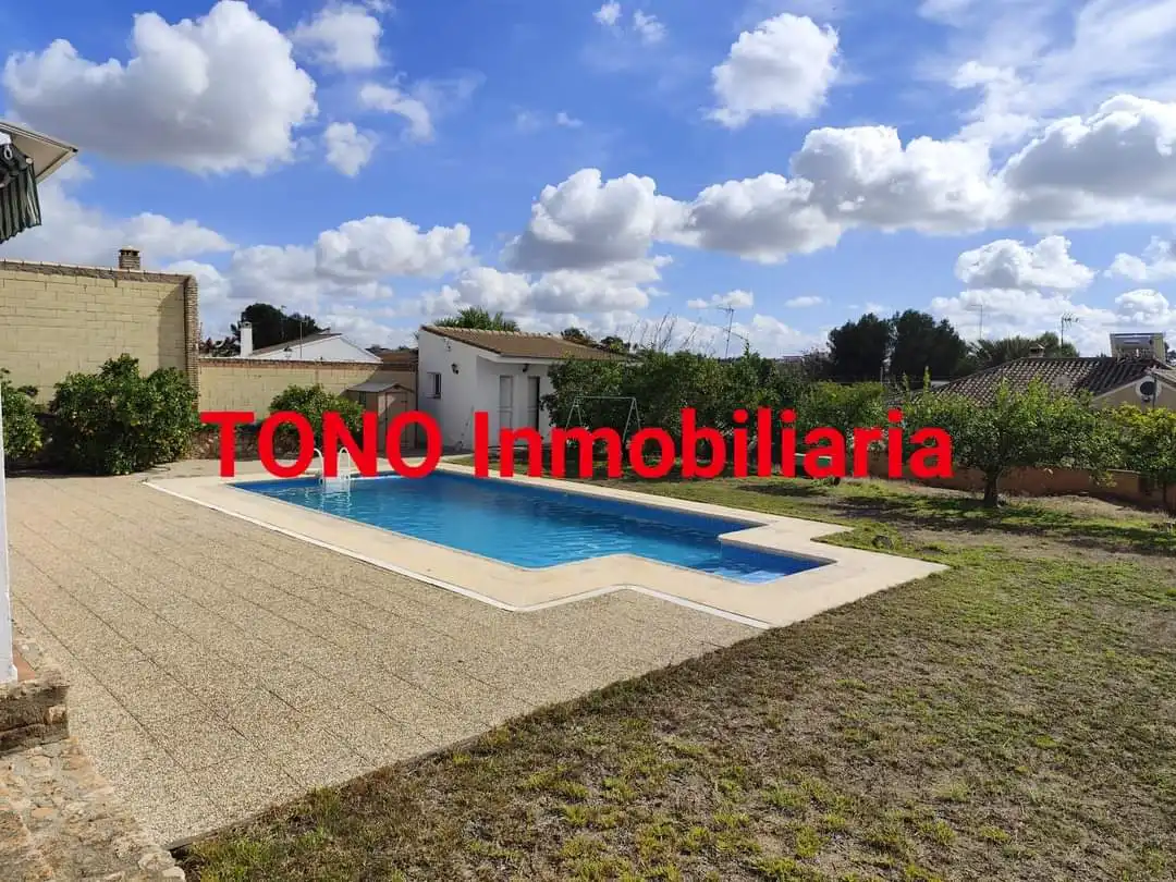 Casa o xalet en venda en Écija amb Jardí privat, Terrassa i Piscina