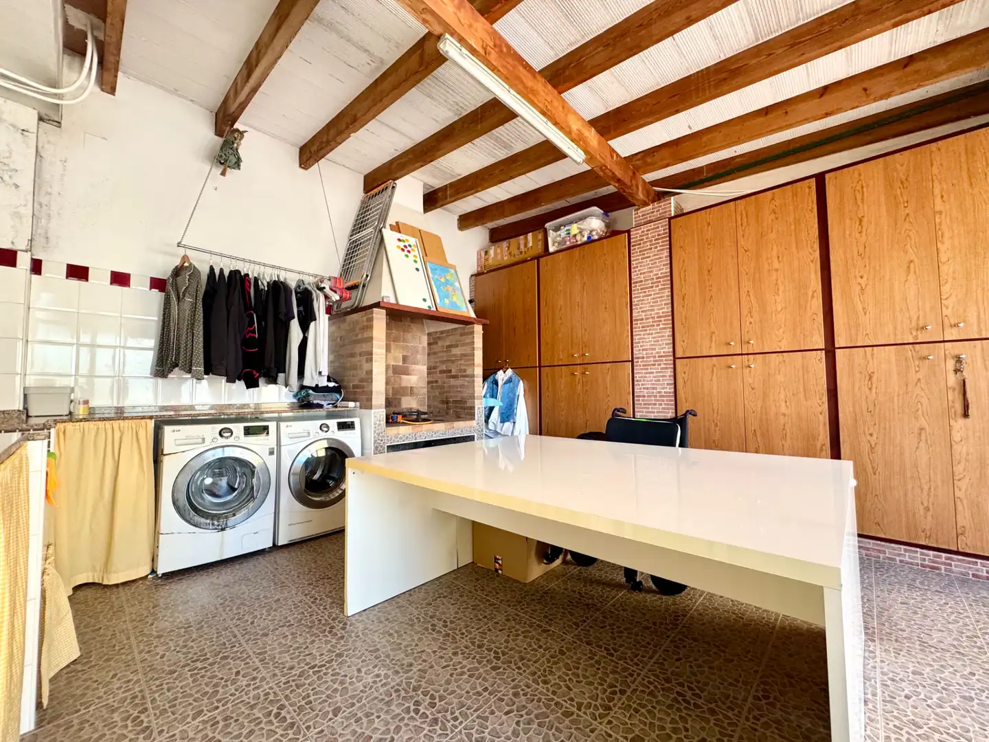 Kitchen of Flat for sale in Sueca  with Air Conditioner, Terrace and Storage room