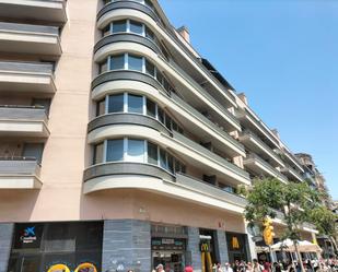 Exterior view of Attic for sale in  Barcelona Capital  with Terrace