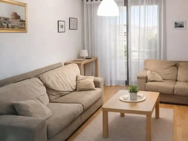 Sala d'estar de Pis en venda en Gijón  amb Calefacció, Jardí privat i Parquet