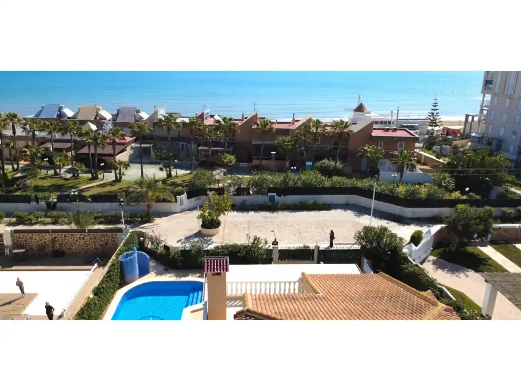 Casa amb piscina en venda a La Mata, imagen 41