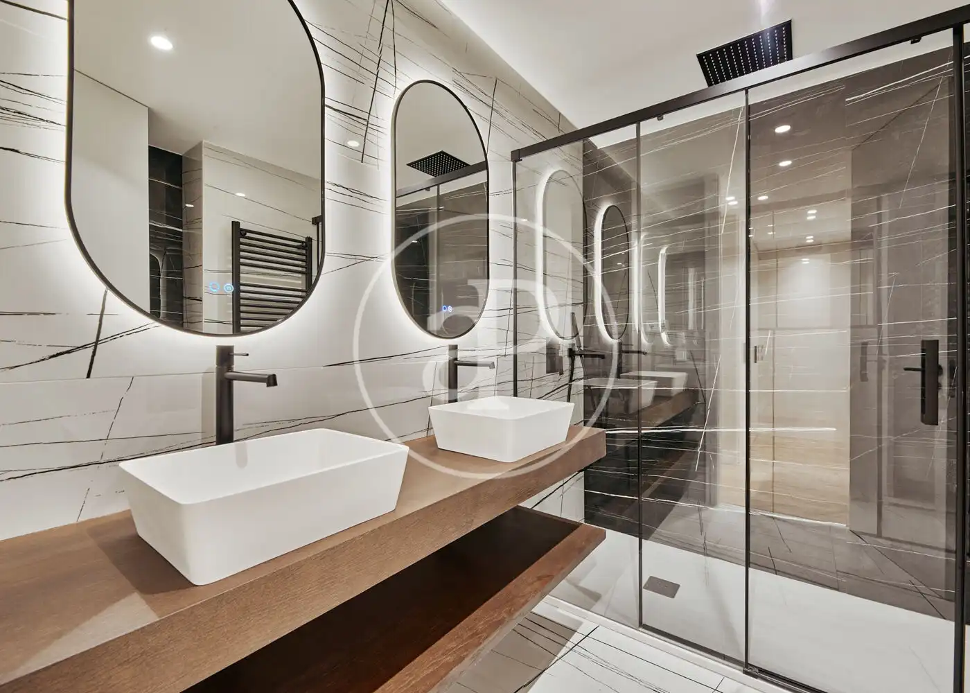 Bathroom of Flat for sale in Madrid  with Air Conditioner, Heating and Furnished