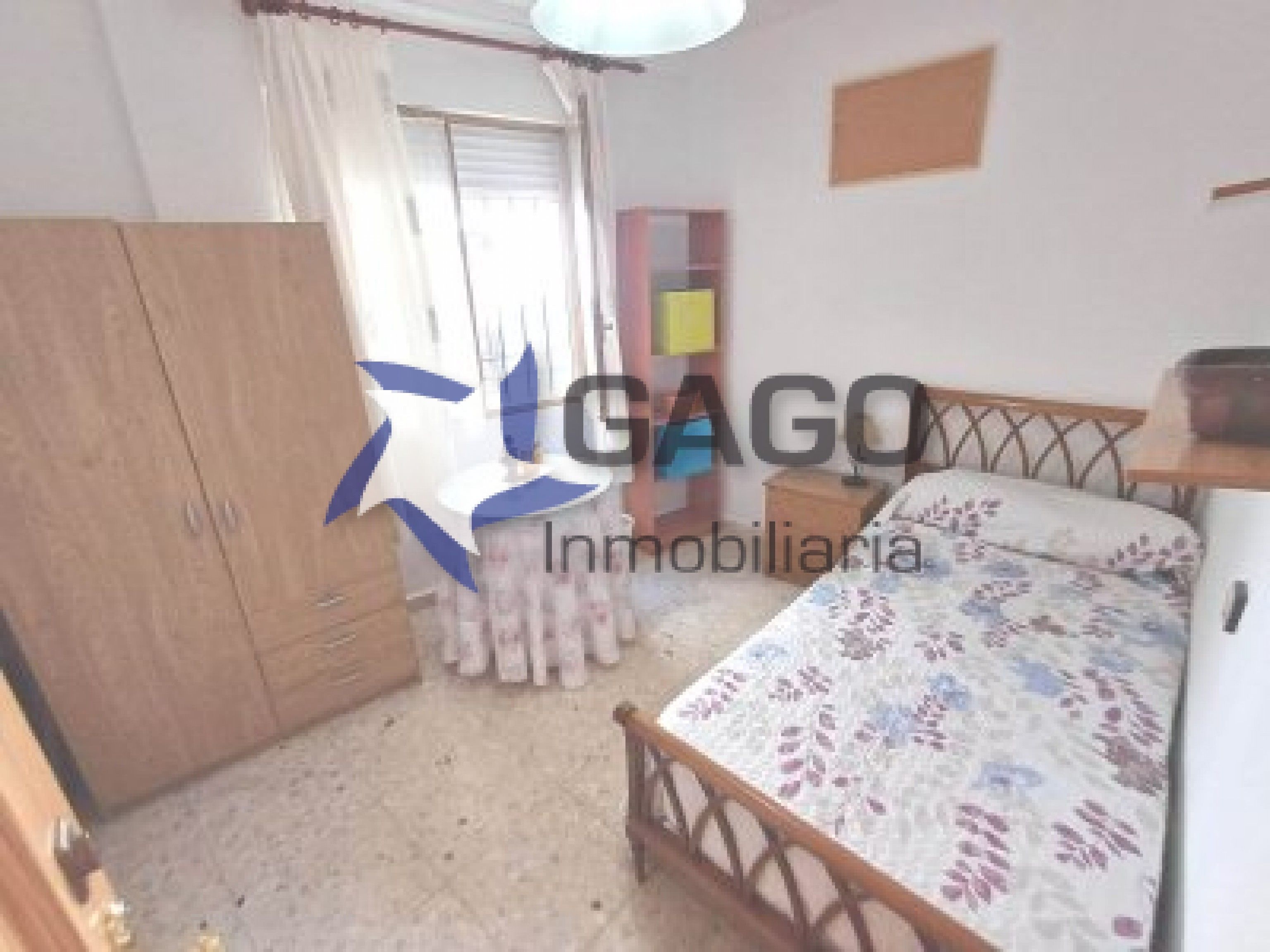 Flat to rent in Casco Histórico  - Ribera - San Basilio
