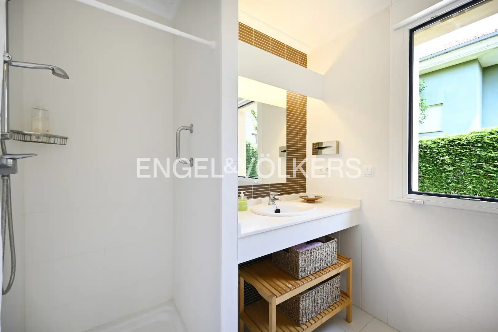 Bathroom of Houses for sale in San Vicente de la Barquera  with Heating and Private garden