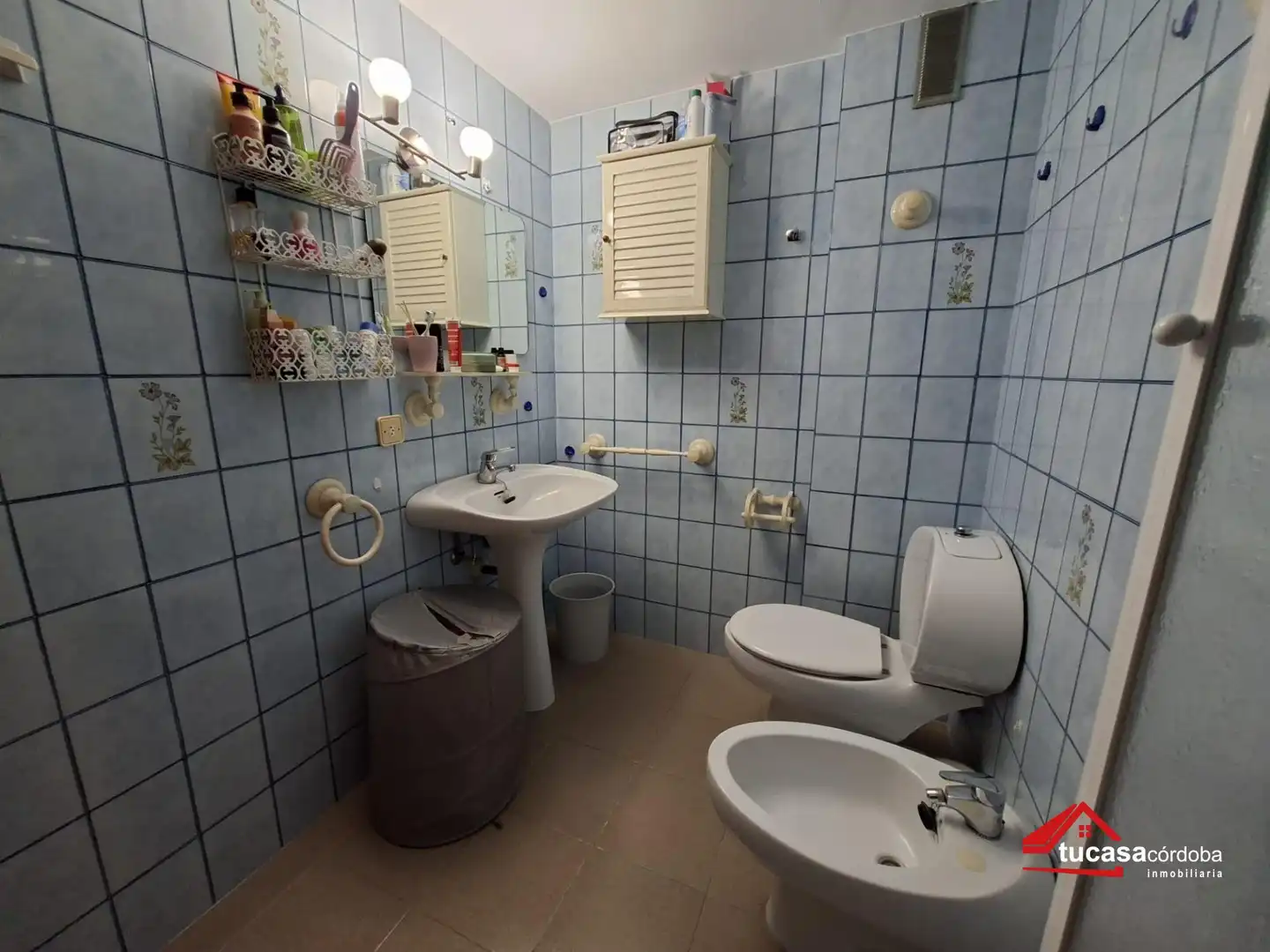 Baño de Piso en venta en Córdoba con Terraza y Trastero