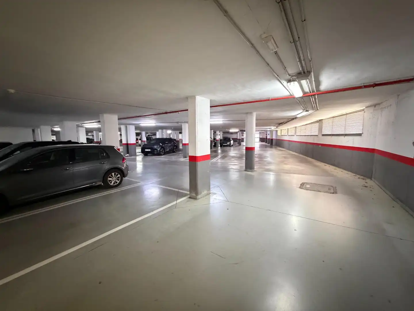 Aparcament de Pis en venda en Paterna amb Aire condicionat i Balcó
