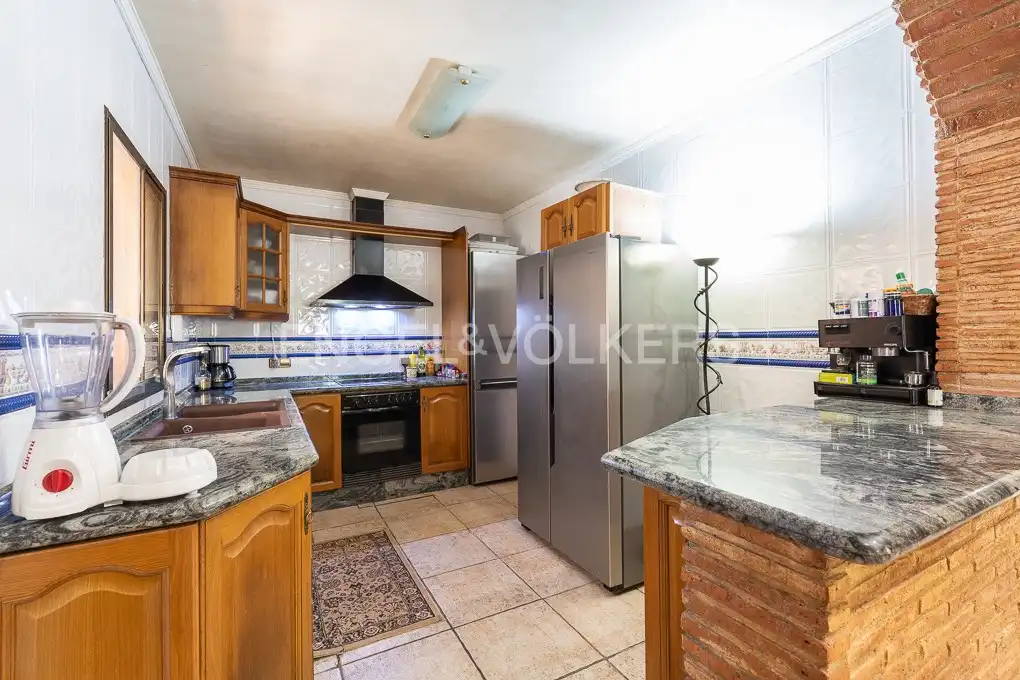Cocina de Casa o chalet en venta en Sagunto / Sagunt con Aire acondicionado, Calefacción y Jardín privado