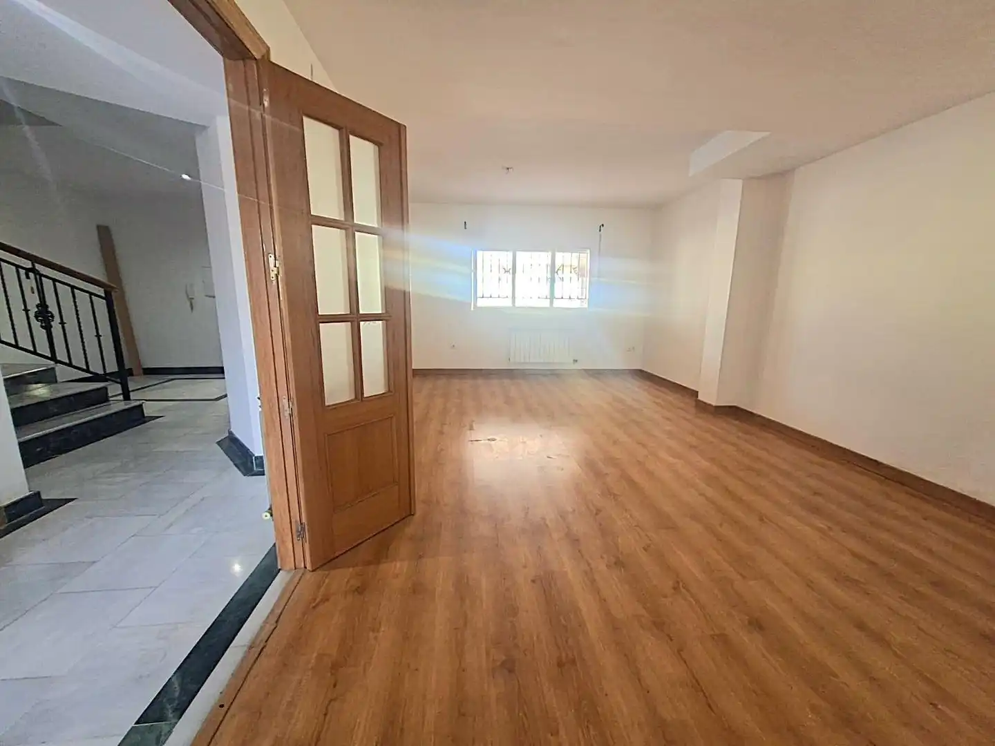 Casa adosada en venda en Las Gabias