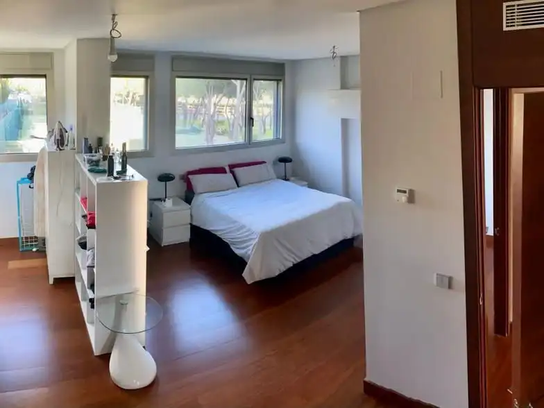 Bedroom of Flat for sale in Majadahonda  with Air Conditioner and Terrace