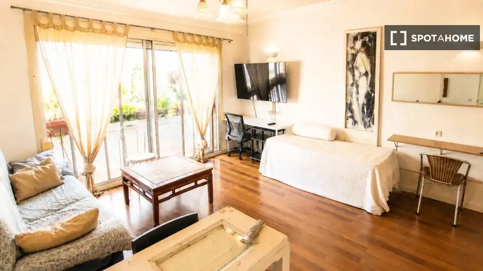 Flat with terrace to rent in Ciutat Vella, imagen 15