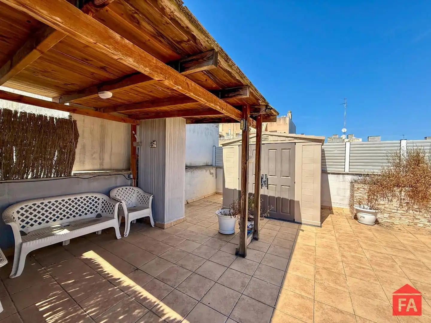 Terraza de Ático en venta en El Vendrell con Calefacción, Terraza y Trastero