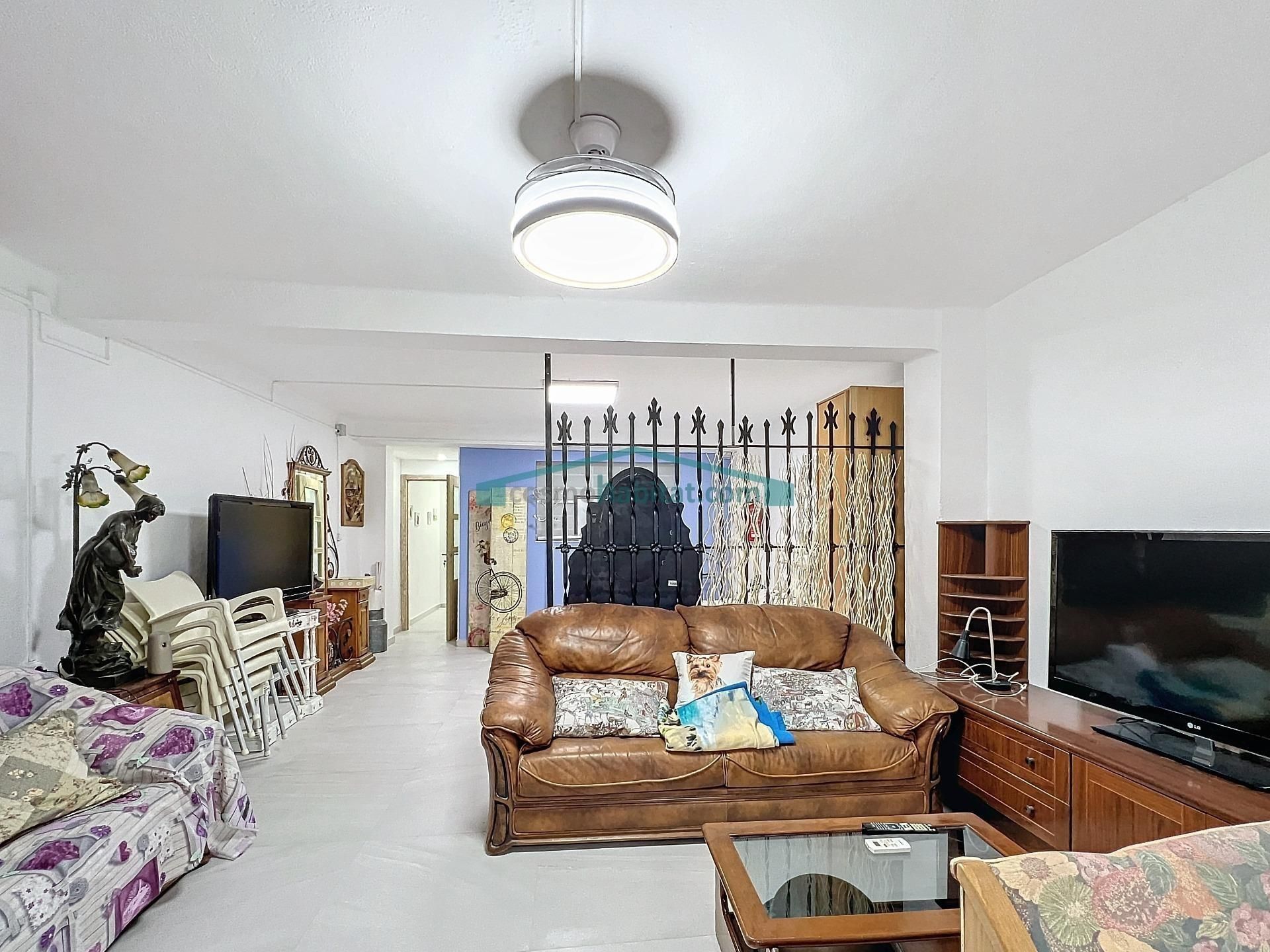 Flat to rent in  Valencia Capital  with Air Conditioner and Furnished