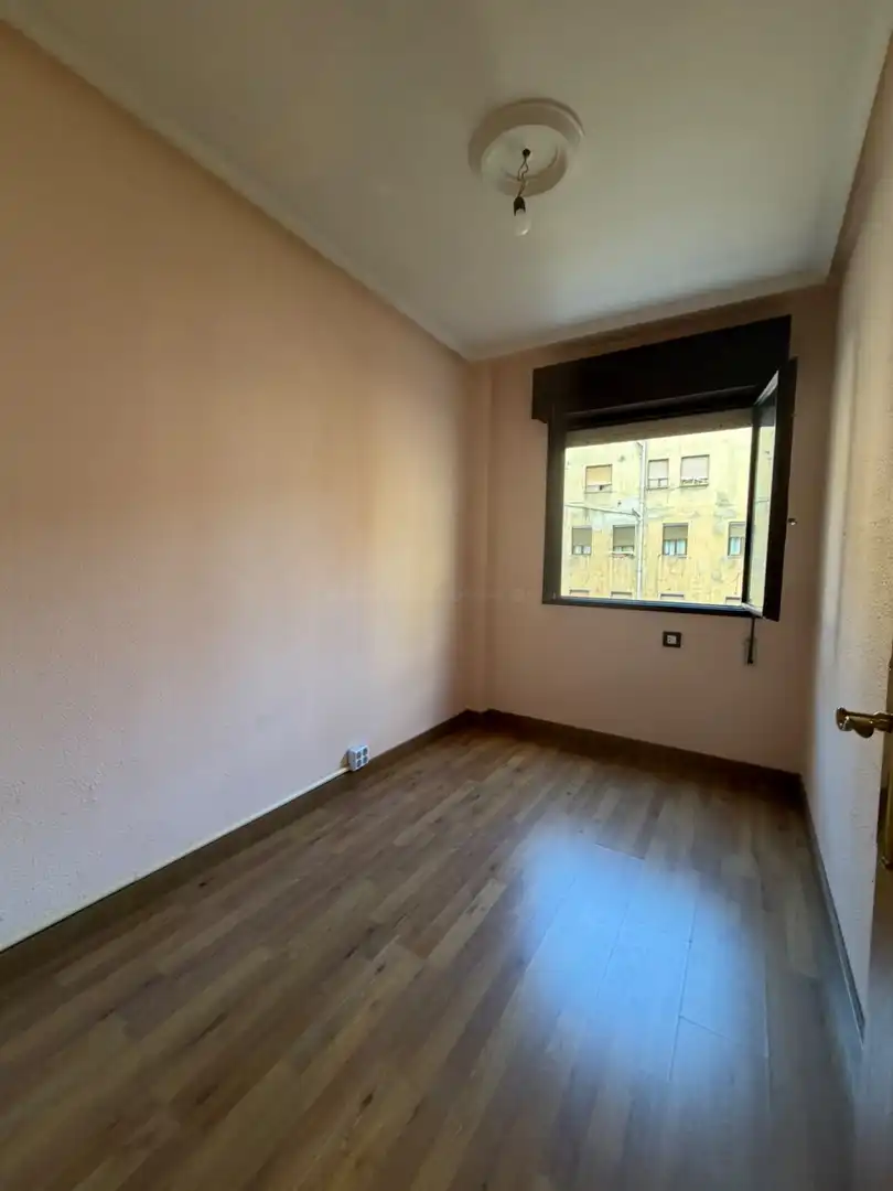 Bedroom of Flat for sale in Langreo  with Heating and Storage room
