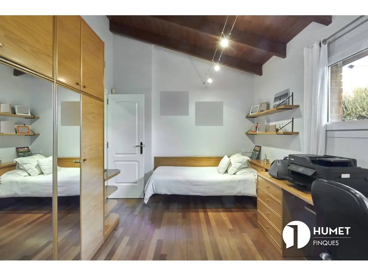 Bedroom of Houses for sale in Sant Cugat del Vallès  with Air Conditioner, Heating and Private garden