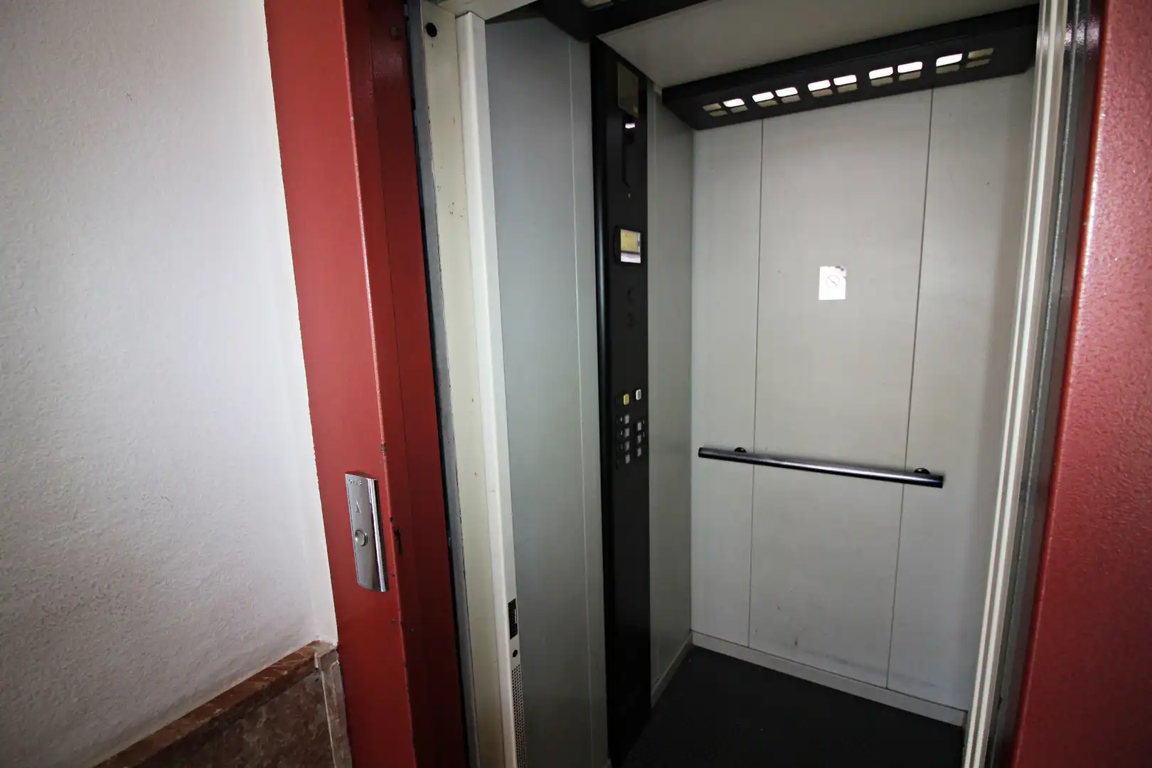 Wohnung zum Verkauf in Huelva mit Möbliert und Balkon