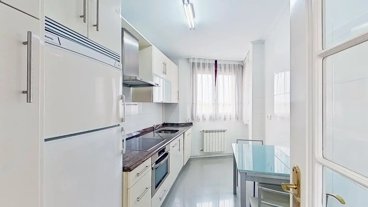Cocina de Ático en venta en Santander con Calefacción, Jardín privado y Parquet