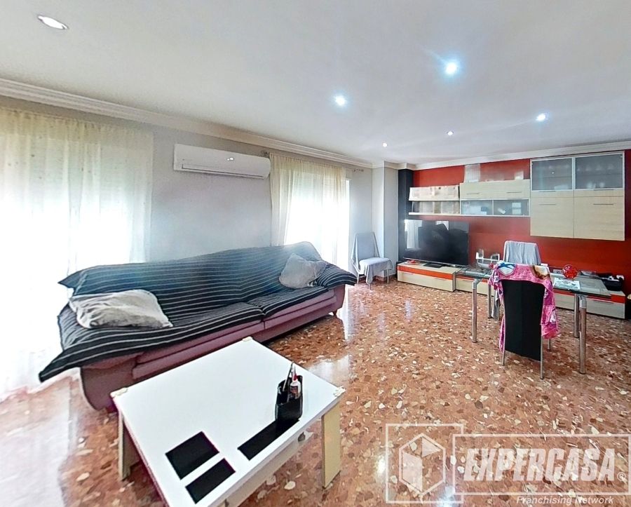 Living room of Flat for sale in Alzira  with Air Conditioner